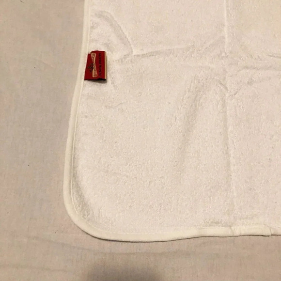 Royal Doulton Bunnykins Baby  Hooded Towel - Picture 15 of 16